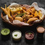 Oyo Kartik House Near Delhi Airport