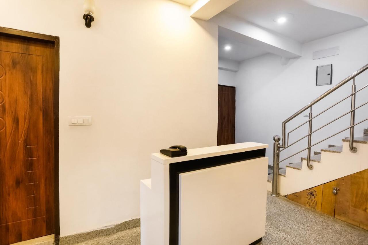 Oyo Kartik House Near Delhi Airport
