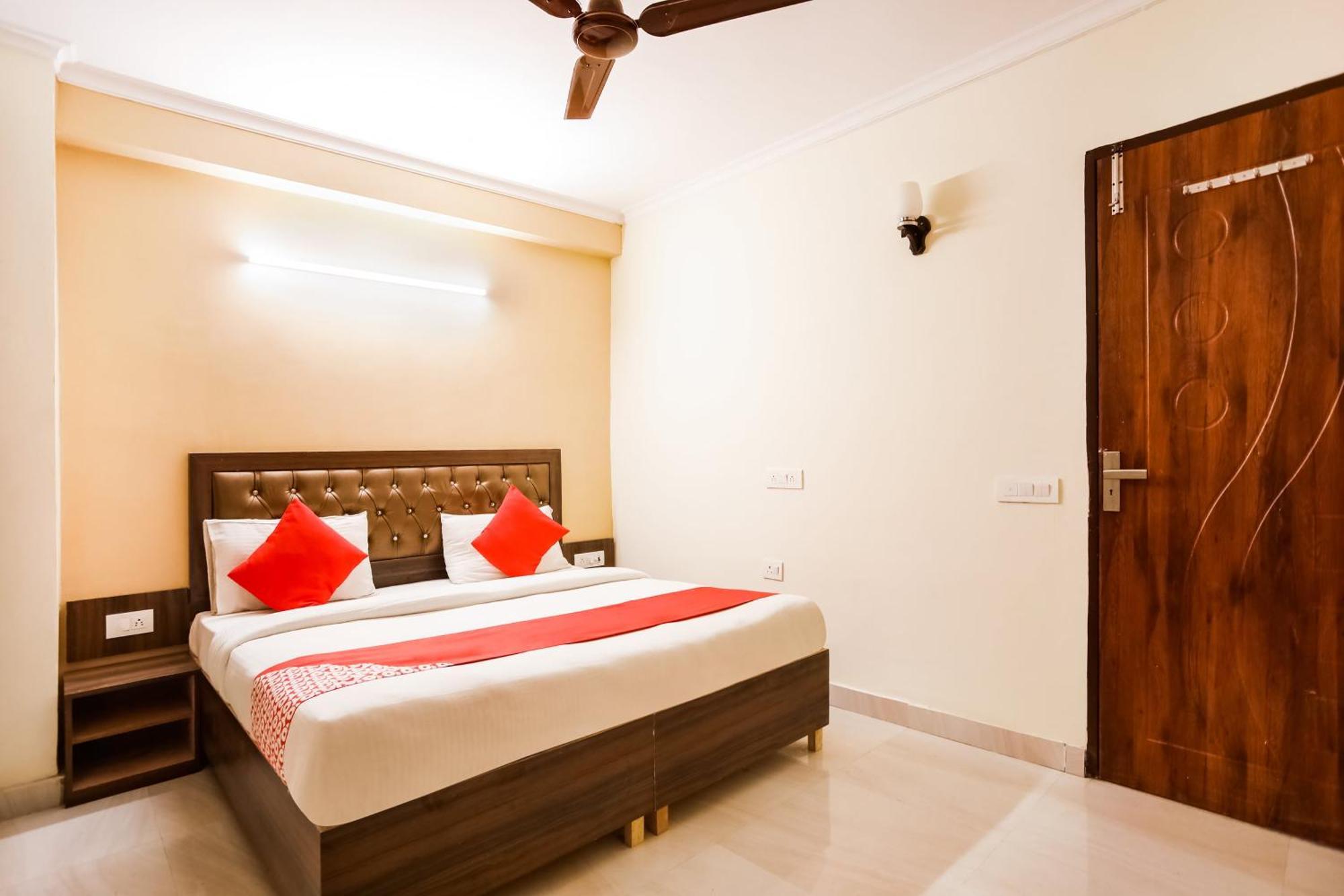 Oyo Kartik House Near Delhi Airport New Delhi